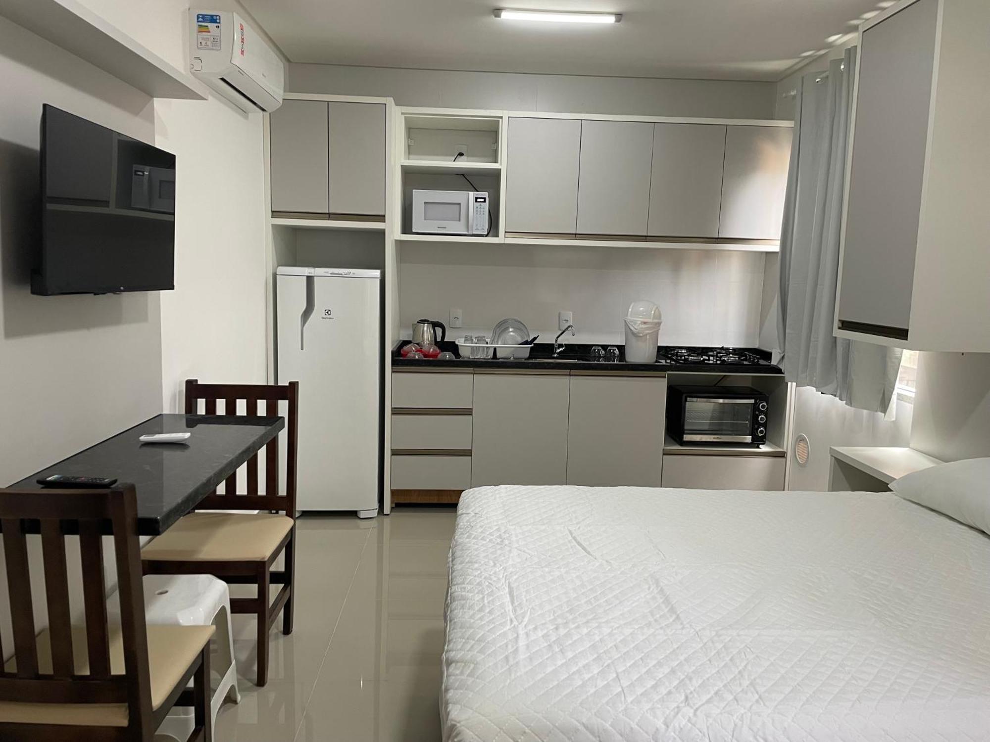 Praia Grande Residence Бомбиньяс Экстерьер фото